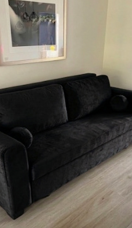 sofá cama negro